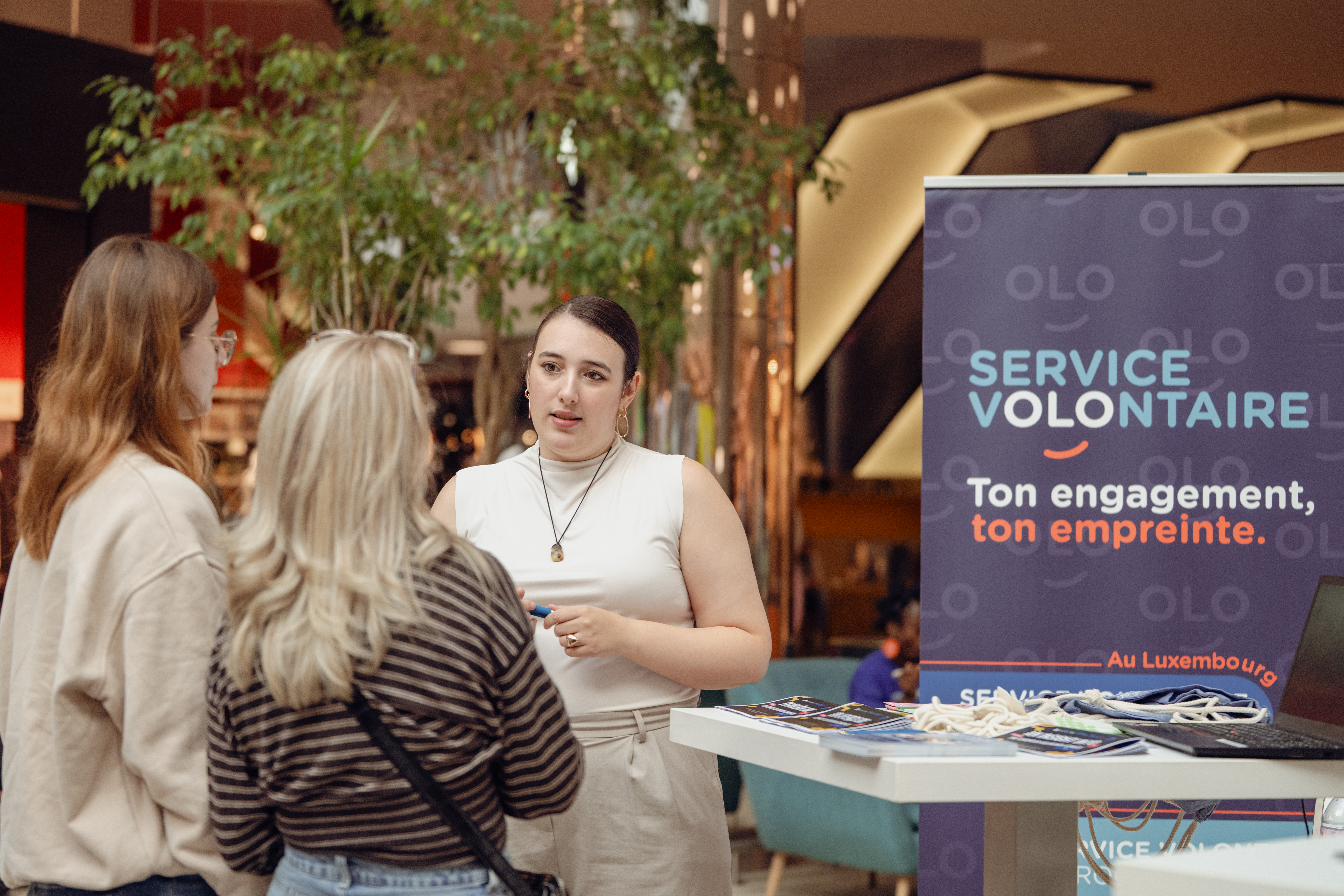 International Mobilitéit: E Fokus op den Service volontaire op der Foire “Eraus an d’Welt”